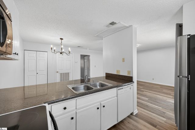 2601 Duncan Chapel Road Unit 101B, Greenville, SC 29617