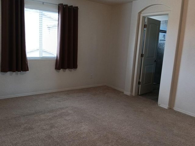 7067 Tempe Avenue NW, Albuquerque, NM 87114