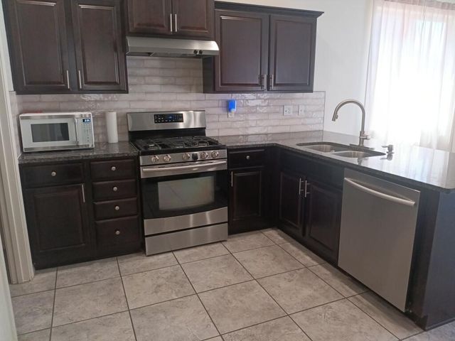 7067 Tempe Avenue NW, Albuquerque, NM 87114