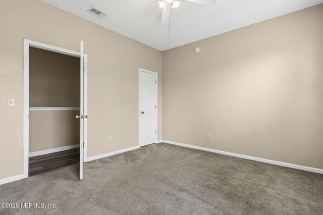 2737 VERNON Terrace 8, Jacksonville, FL 32205