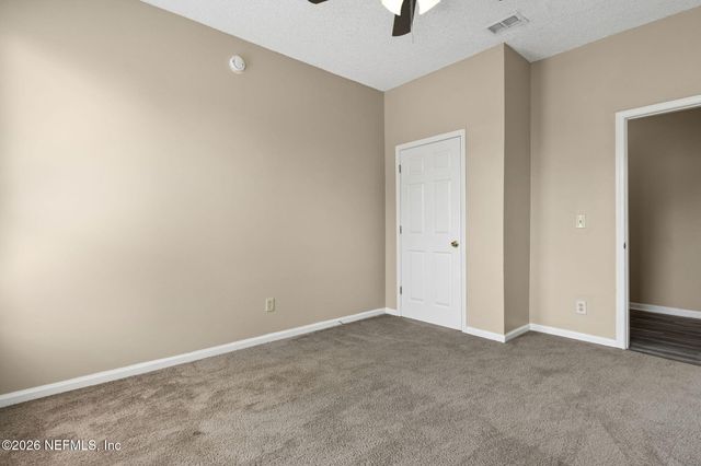 2737 VERNON Terrace 8, Jacksonville, FL 32205