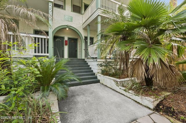 2737 VERNON Terrace 8, Jacksonville, FL 32205