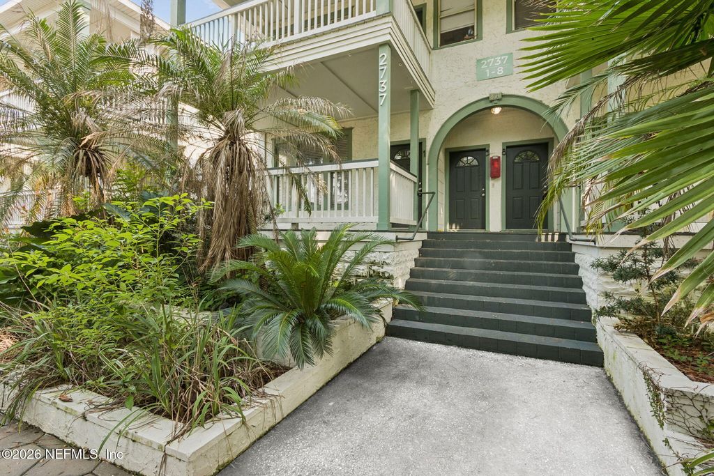 2737 VERNON Terrace 8, Jacksonville, FL 32205