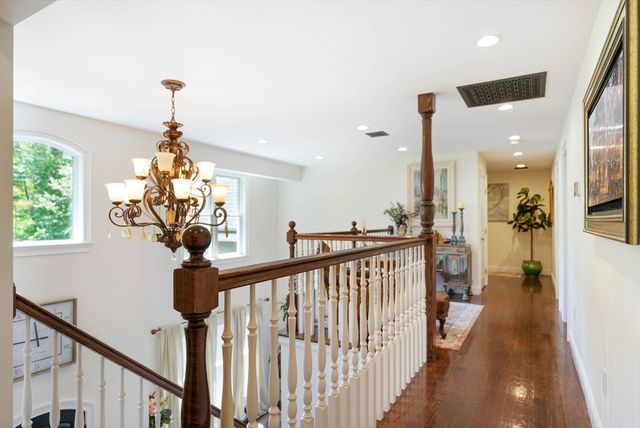 50 Elm St, Plympton, MA 02367