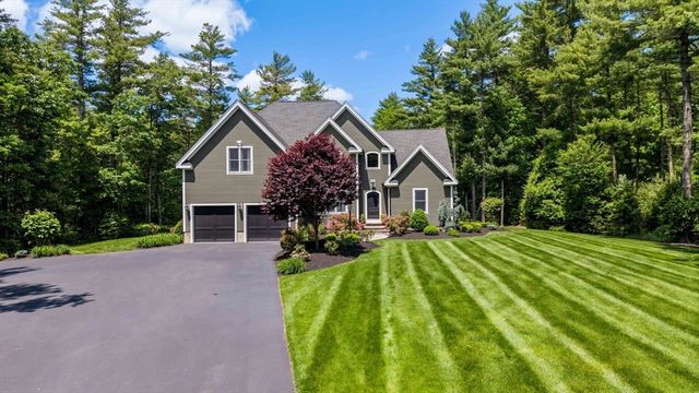 50 Elm St, Plympton, MA 02367