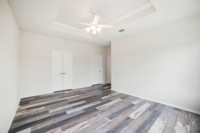 207 Trinity LN, Georgetown, TX 78633