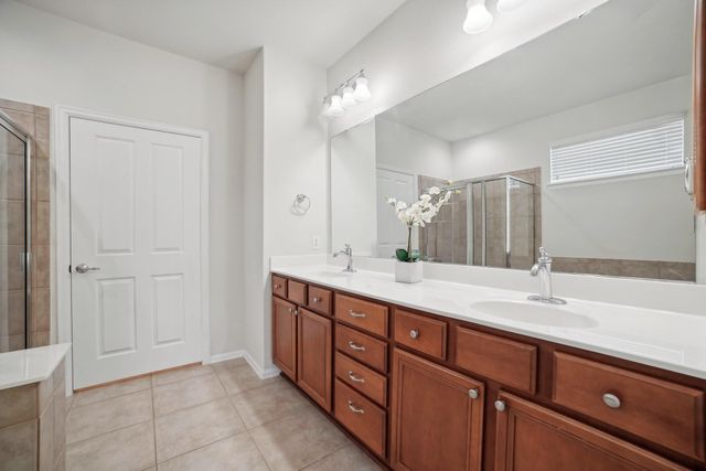 207 Trinity LN, Georgetown, TX 78633
