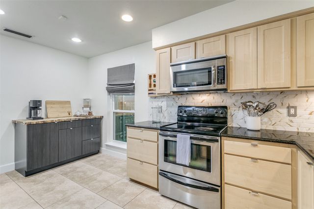 3707 Grasmere Drive, Carrollton, TX 75007