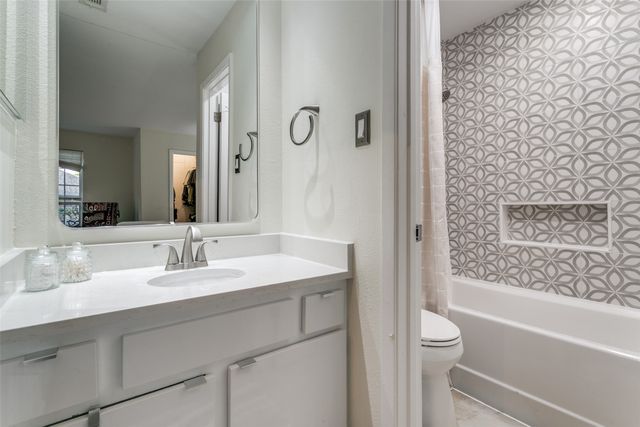 3707 Grasmere Drive, Carrollton, TX 75007