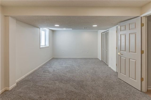 626 S Walnut Street, Gardner, KS 66030