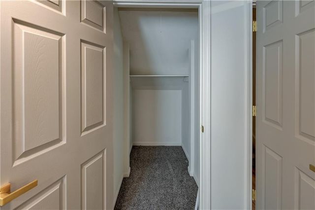 626 S Walnut Street, Gardner, KS 66030