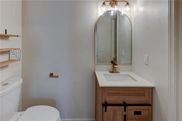 626 S Walnut Street, Gardner, KS 66030