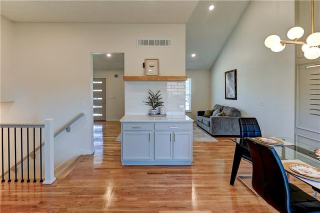 626 S Walnut Street, Gardner, KS 66030