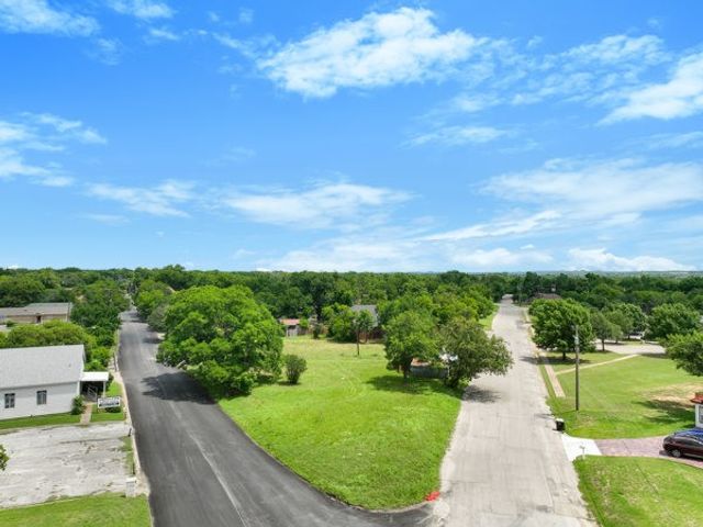 602 Trinity Street, Cleburne, TX 76031