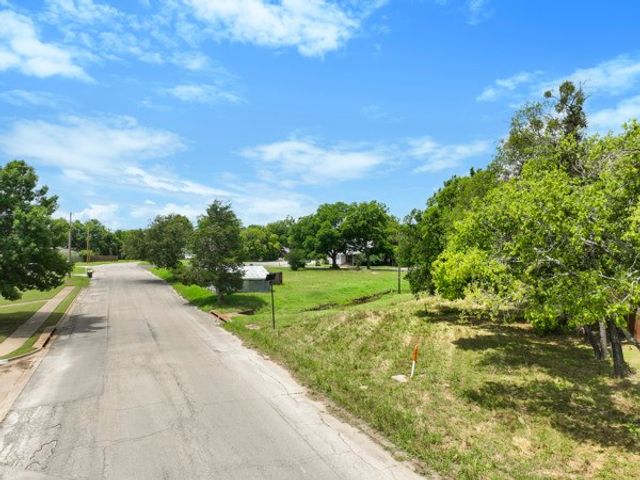 602 Trinity Street, Cleburne, TX 76031