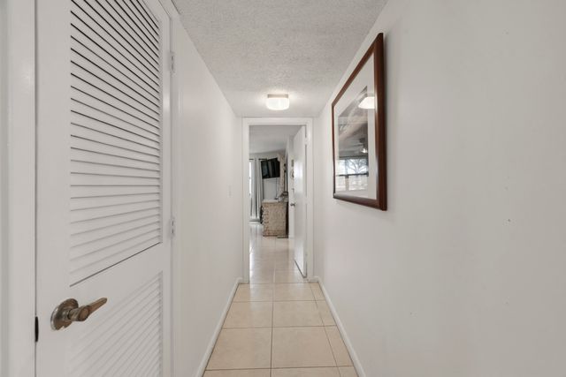 4940 E Sabal Palm Boulevard 108, Tamarac, FL 33319