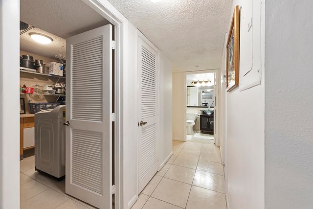 4940 E Sabal Palm Boulevard 108, Tamarac, FL 33319