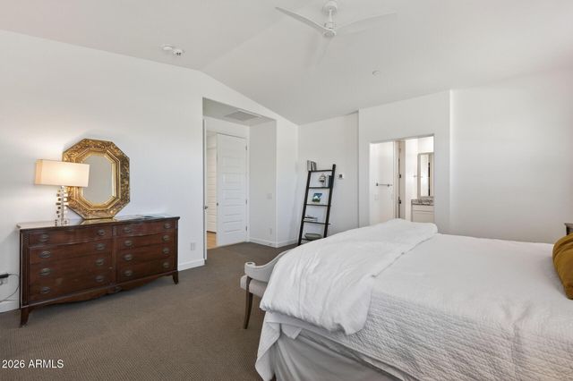 9558 E TESLA Avenue, Mesa, AZ 85212