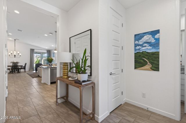 9558 E TESLA Avenue, Mesa, AZ 85212