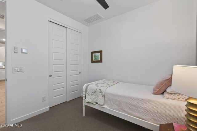 9558 E TESLA Avenue, Mesa, AZ 85212