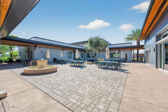 9558 E TESLA Avenue, Mesa, AZ 85212