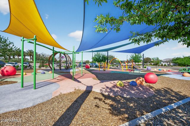 9558 E TESLA Avenue, Mesa, AZ 85212