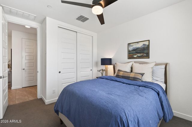 9558 E TESLA Avenue, Mesa, AZ 85212