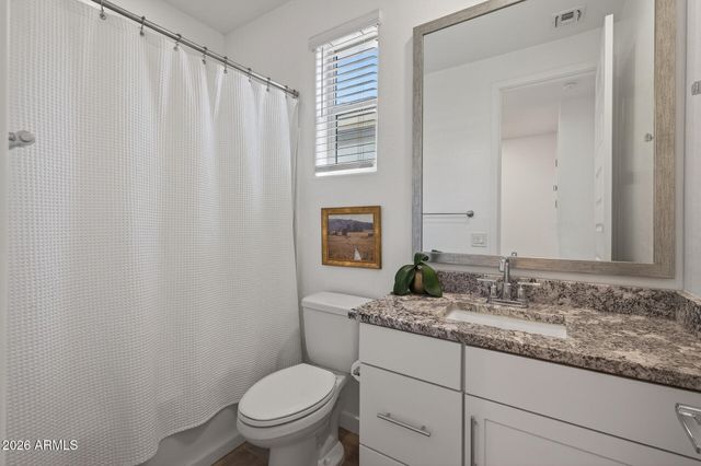 9558 E TESLA Avenue, Mesa, AZ 85212