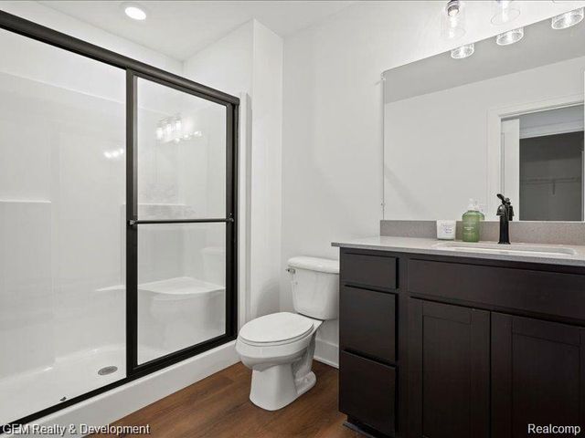 549 Village Lane, Milford, MI 48381