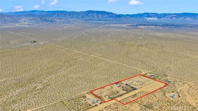 47424 Paddington, Landers, CA 92285
