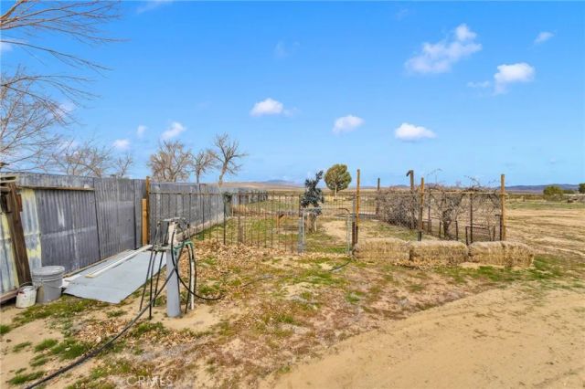 47424 Paddington, Landers, CA 92285