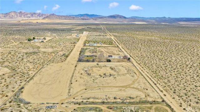 47424 Paddington, Landers, CA 92285