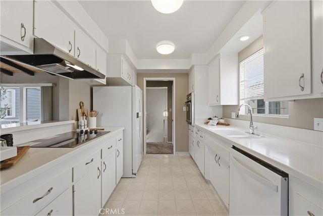 5916 E The Toledo, Long Beach, CA 90803