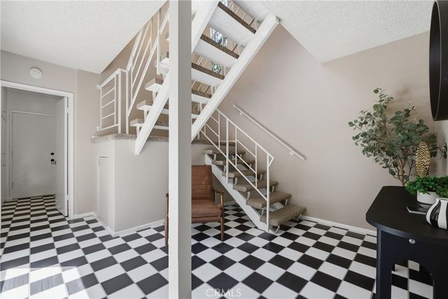 5916 E The Toledo, Long Beach, CA 90803