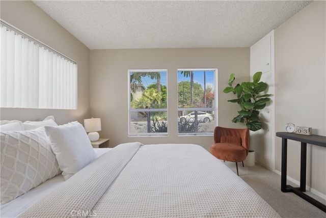 5916 E The Toledo, Long Beach, CA 90803