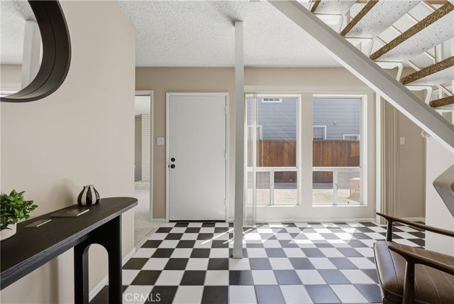 5916 E The Toledo, Long Beach, CA 90803