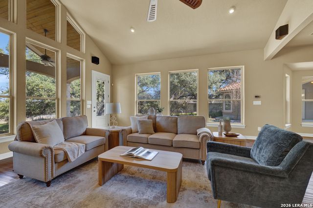 7607 Sky Loop, San Antonio, TX 78266