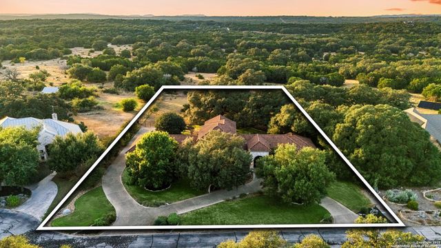7607 Sky Loop, San Antonio, TX 78266
