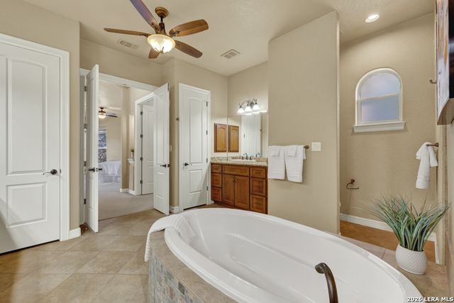 7607 Sky Loop, San Antonio, TX 78266