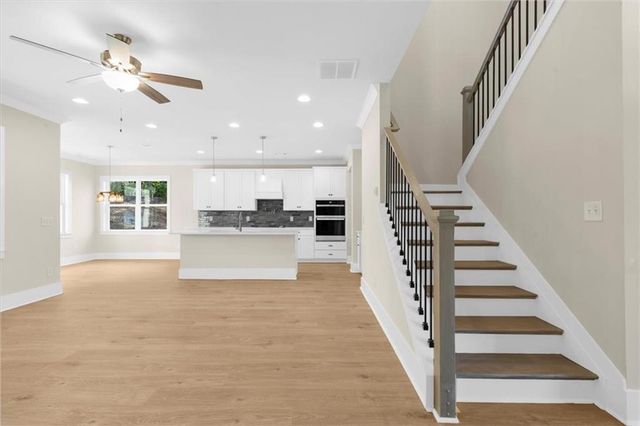 5579 Overview Drive, Flowery Branch, GA 30542