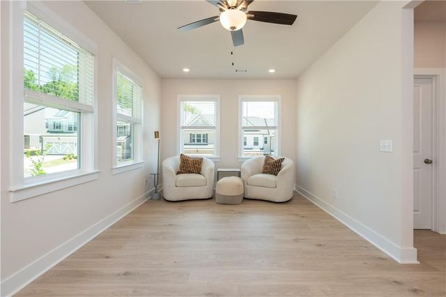 5579 Overview Drive, Flowery Branch, GA 30542