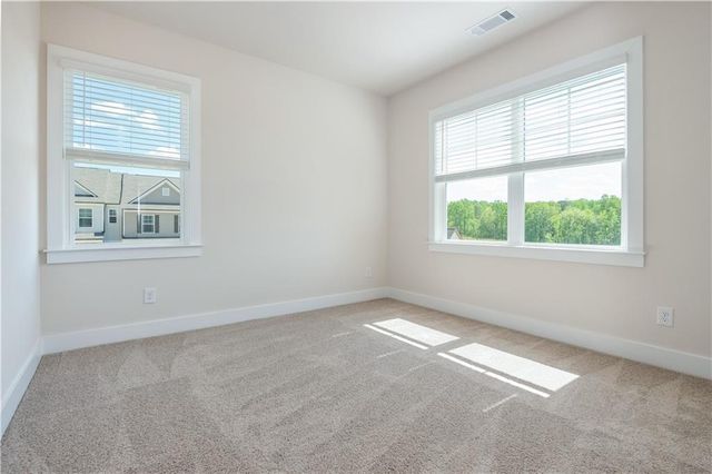 5579 Overview Drive, Flowery Branch, GA 30542