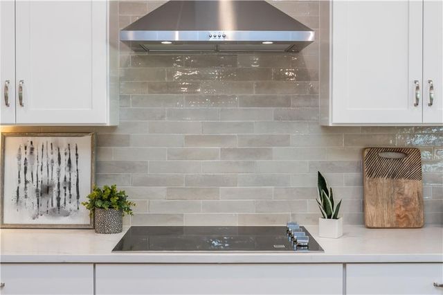 5579 Overview Drive, Flowery Branch, GA 30542