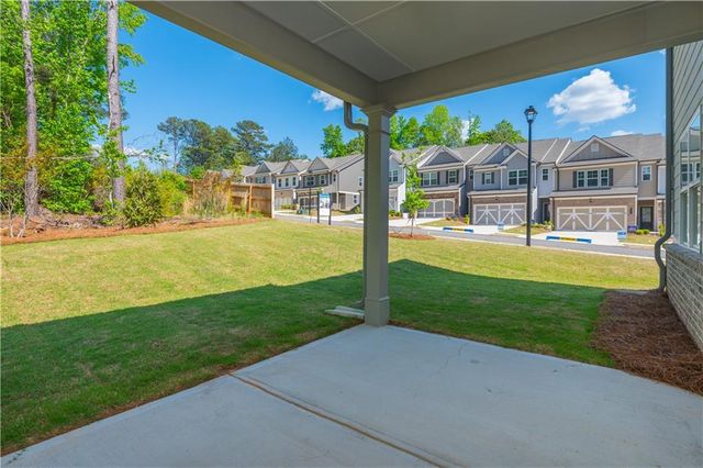 5579 Overview Drive, Flowery Branch, GA 30542