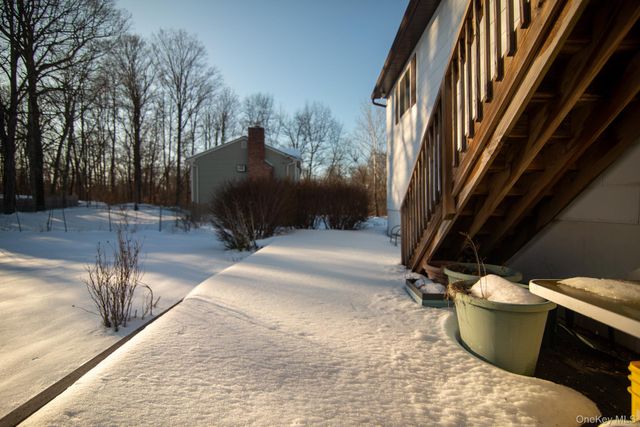 3 Russett Lane, Wappingers Falls, NY 12590