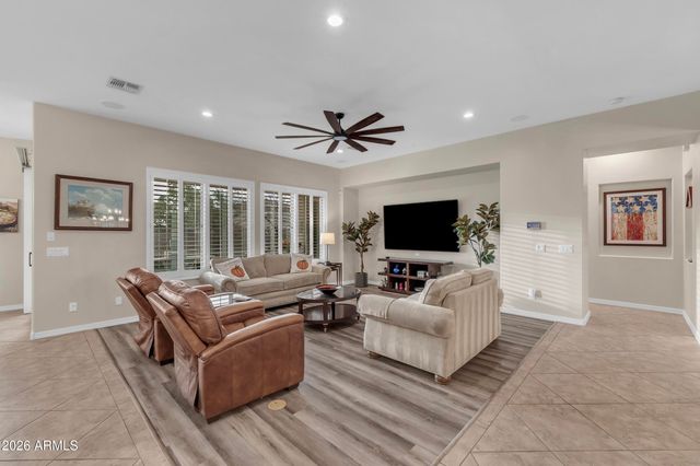 4390 S WHITE Drive, Chandler, AZ 85249