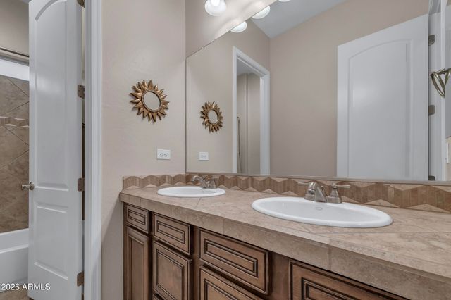 4390 S WHITE Drive, Chandler, AZ 85249