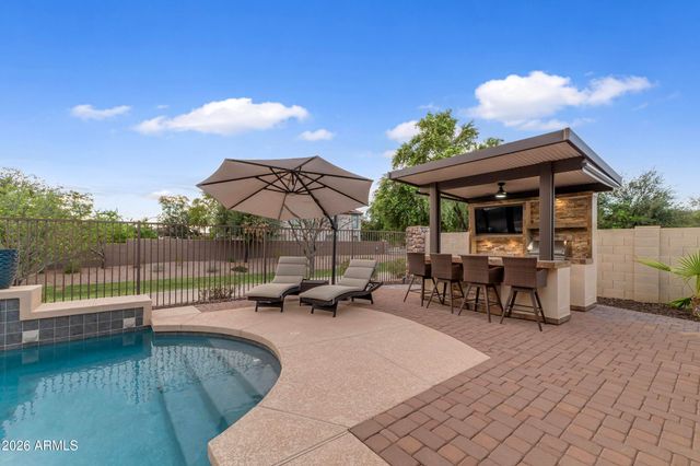 4390 S WHITE Drive, Chandler, AZ 85249