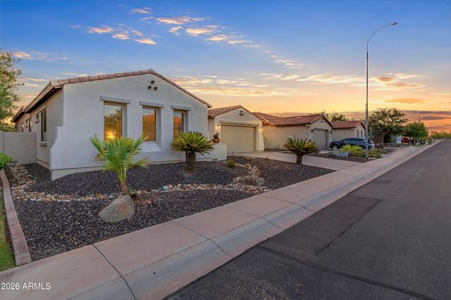 4390 S WHITE Drive, Chandler, AZ 85249