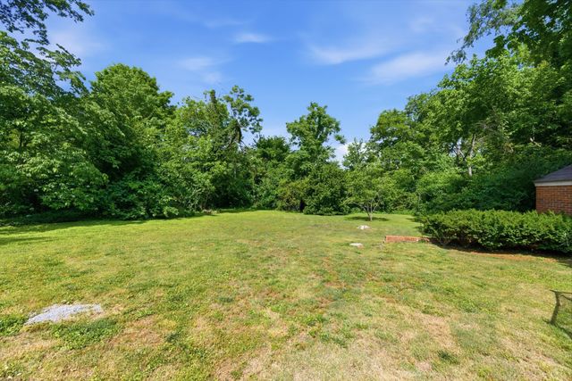 805 Lynnwood Blvd, Nashville, TN 37205